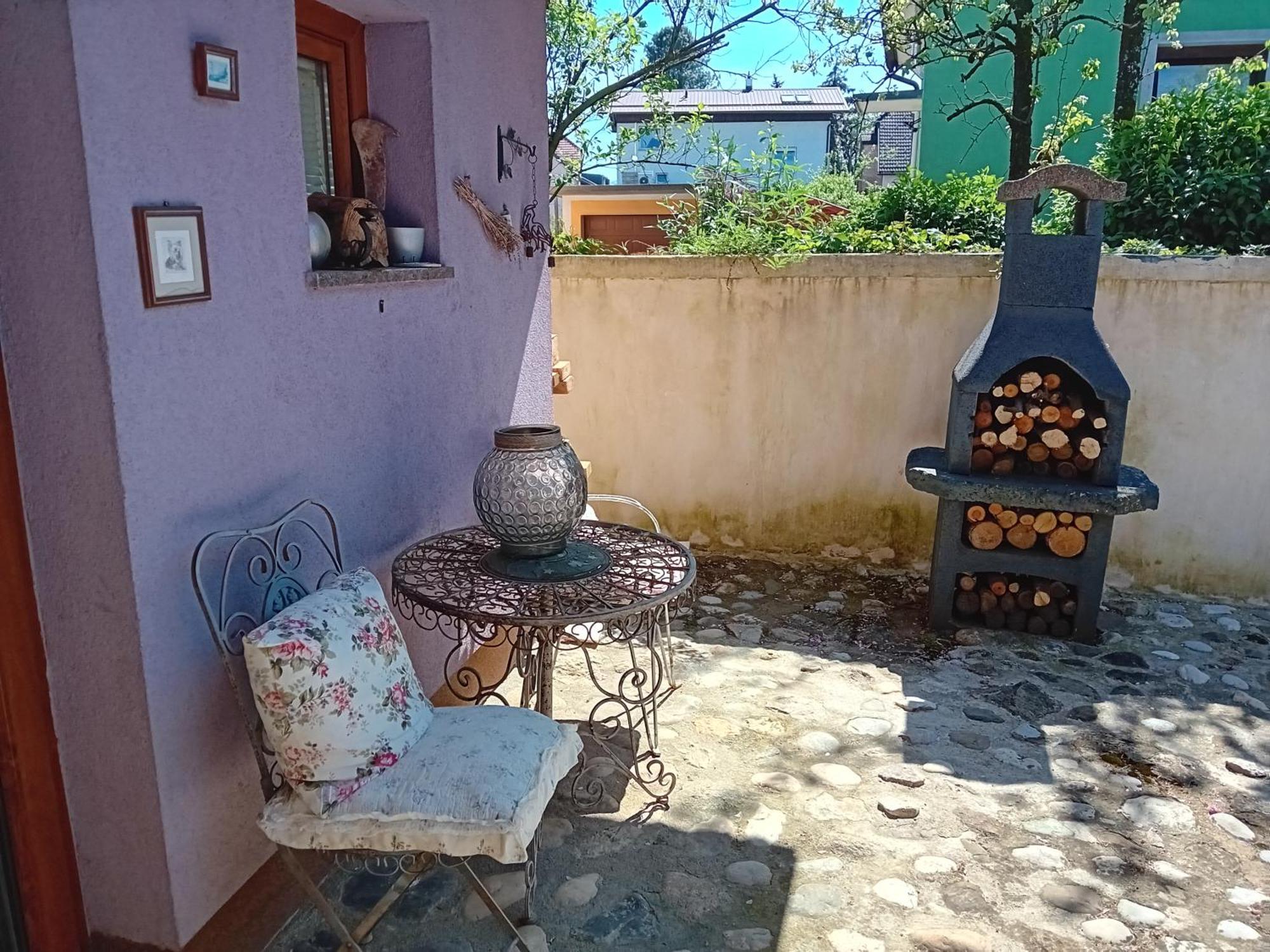 Rose Room 40M2 With Terrace 25M2 In Greeny Area For 4 Person Liubliana Exterior foto